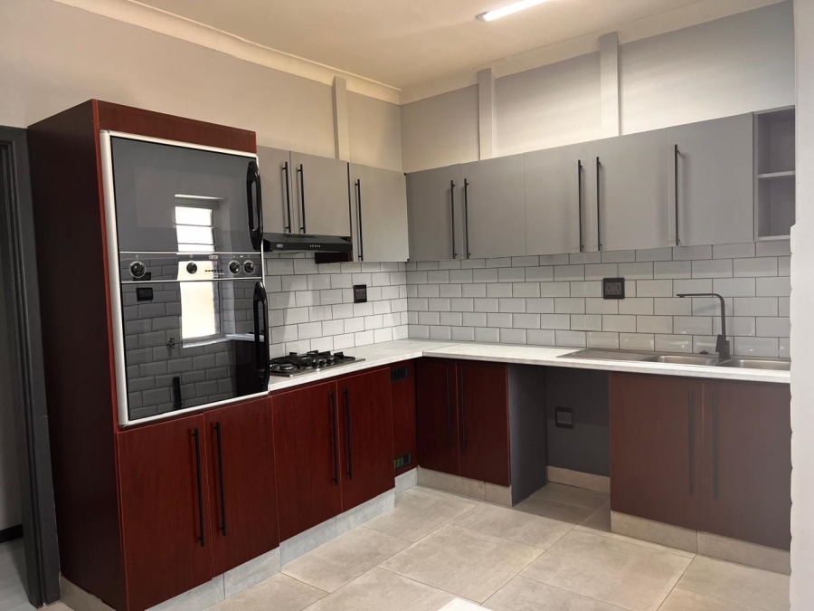 4 Bedroom Property for Sale in Cambridge West Eastern Cape